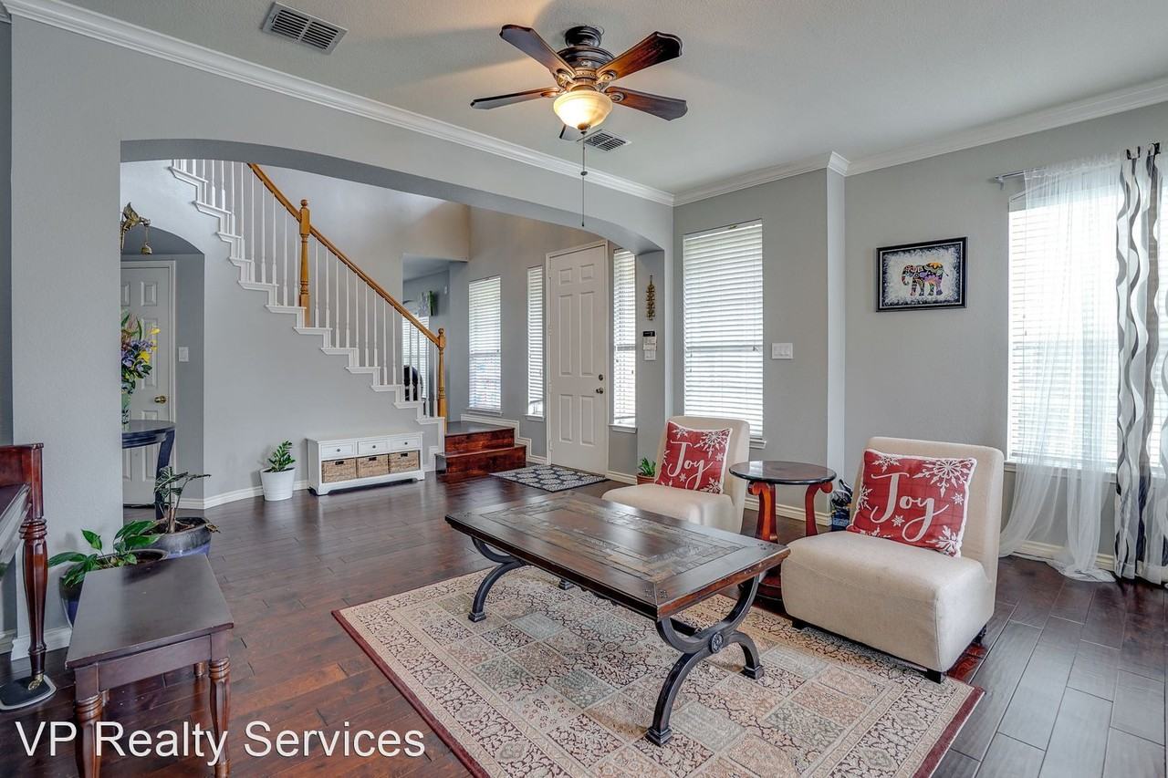 527 Weeping Willow Dr - Photo 3 of 28