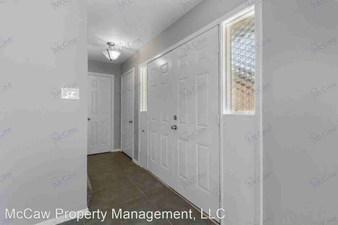 737 Willow St - Photo 2 of 15