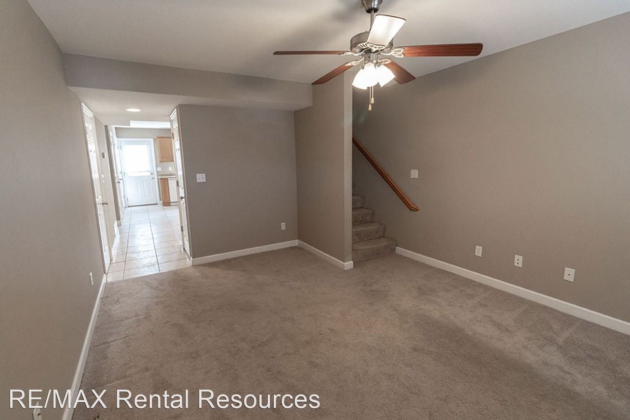 4802 Edenton Blvd - Photo 2 of 38