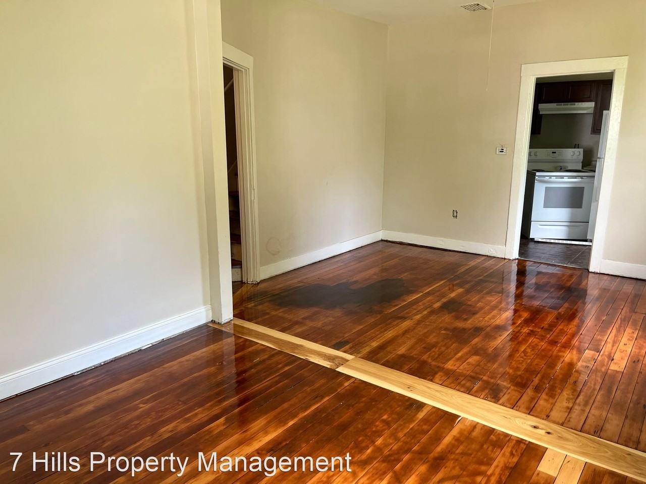 77 Boys Aveue - Photo 3 of 17