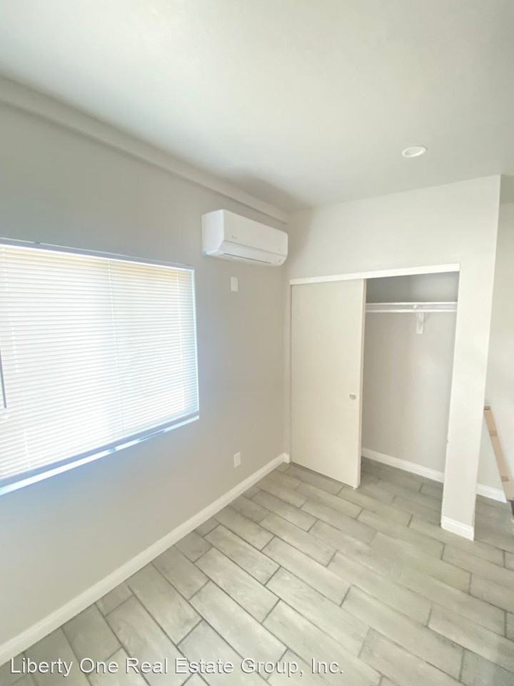 720 Irvin St - Photo 3 of 4