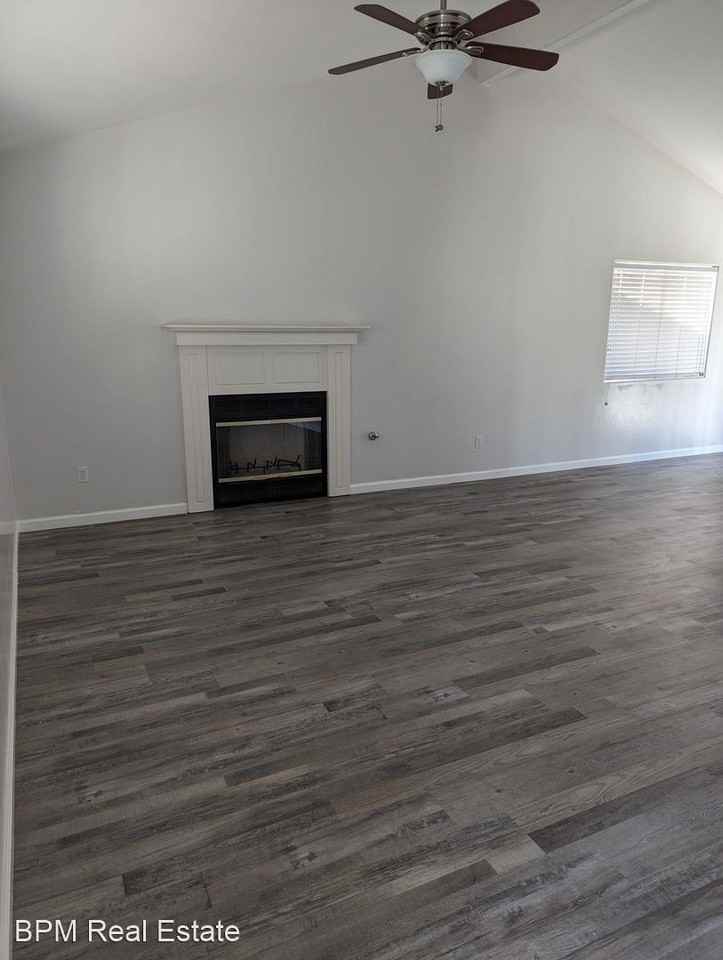 5306 Grant Grove St - Photo 3 of 18