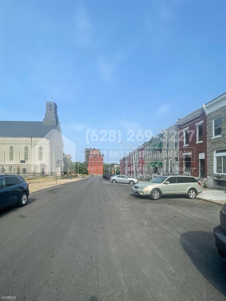 2525 W Lombard St - Photo 3 of 19