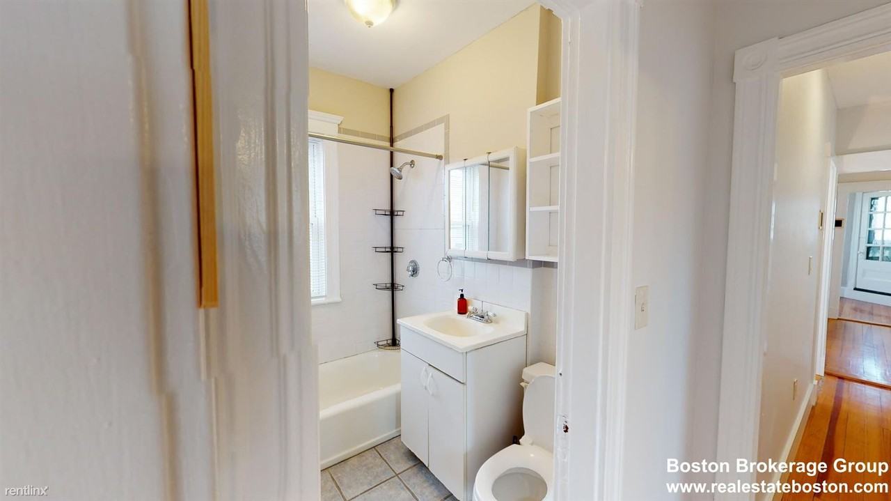 123 Boston St - Photo 2 of 10