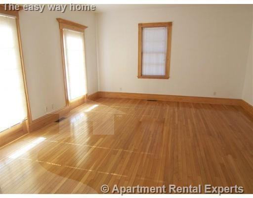 267 Broadway #A - Photo 3 of 16