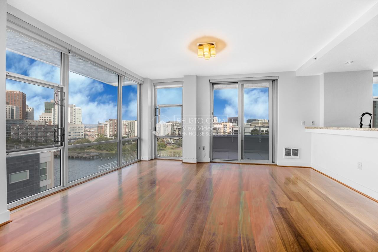 33 Berry St #710 - Photo 2 of 43