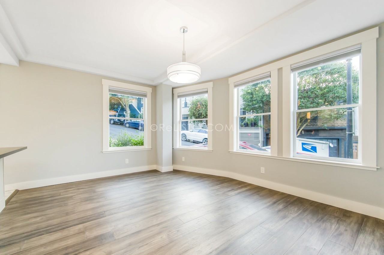 272 Downey St - Photo 3 of 22