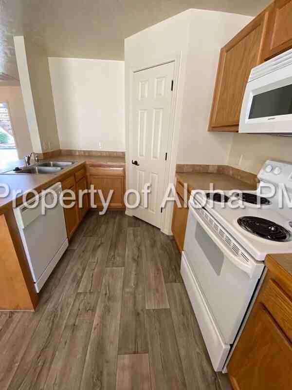 1029 W Pine Ave #1 - Photo 5 of 17