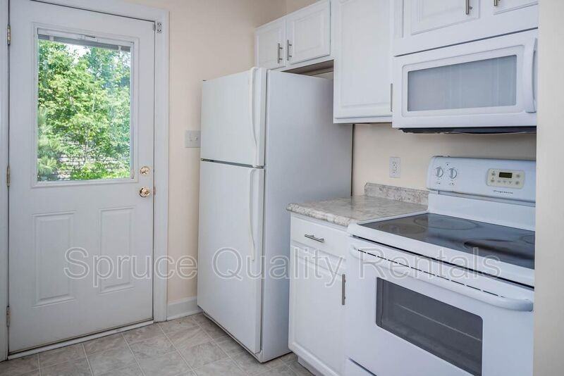 2210 Peppertree St #2 - Photo 2 of 20