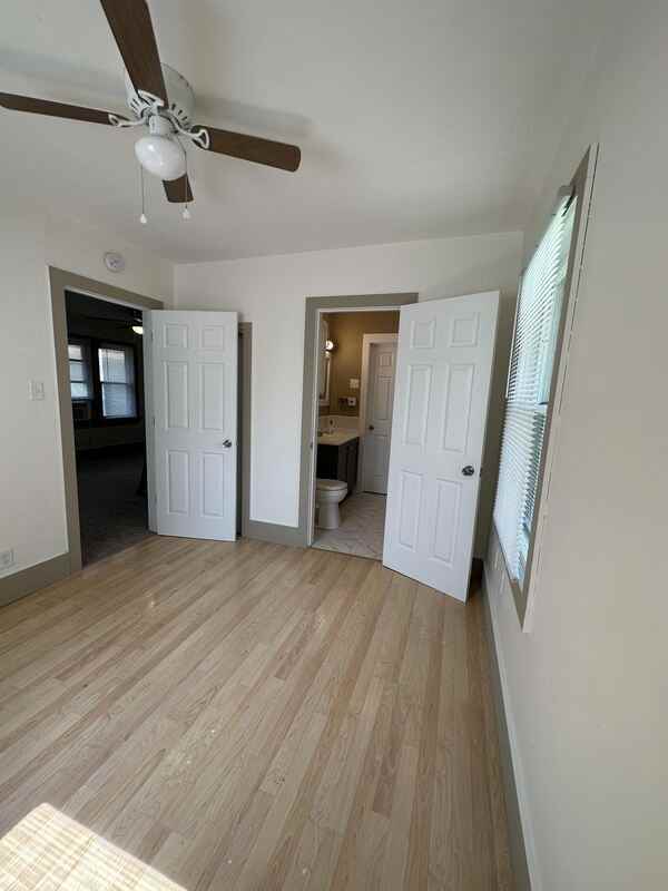 811 14th St Ne - Photo 6 of 33