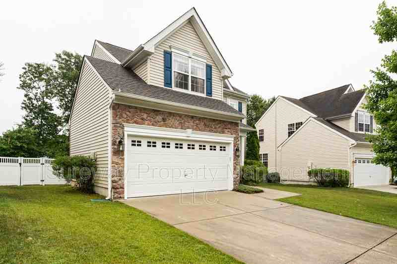 232 Pheasant Run Rd - Photo 2 of 36