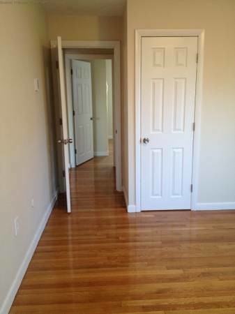 Montclair Ave #1 - Photo 4 of 9