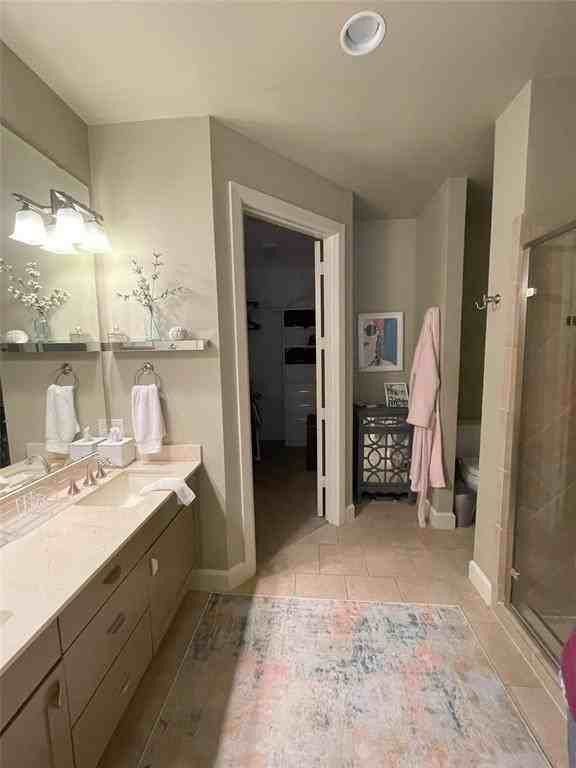 2800 Sandage Ave #305 - Photo 5 of 10