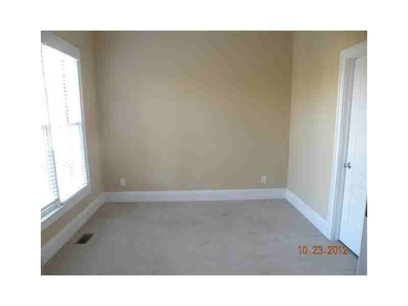 12325 Pearson Ct - Photo 3 of 25