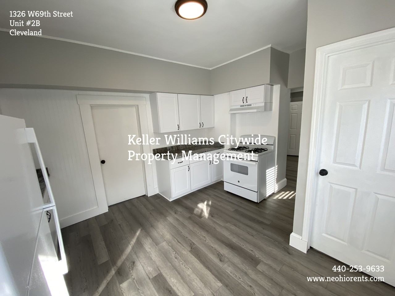 1326 W 69Th St - Photo 6 of 37