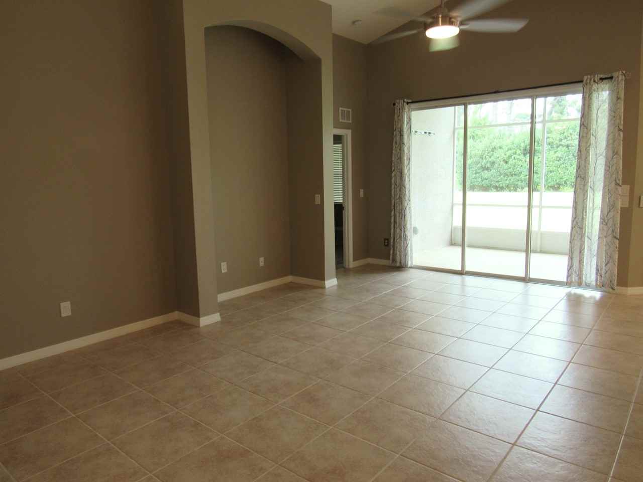907 Woodstream Ln - Photo 2 of 17