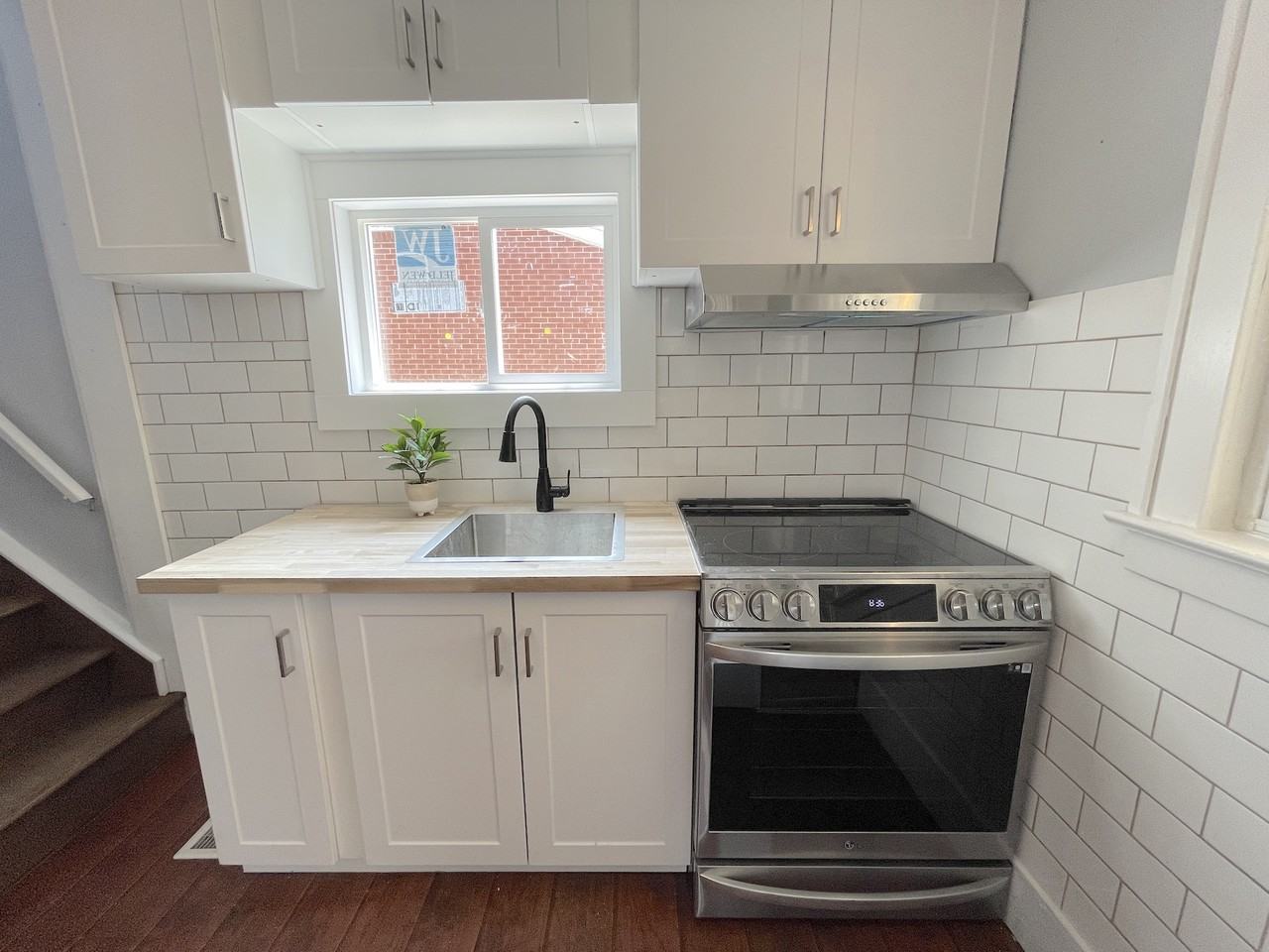 1735 Hickory Road - Photo 7 of 30