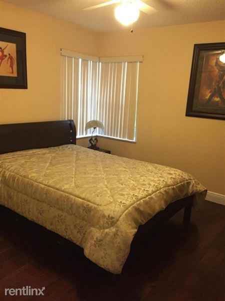 19623 Back 9 Dr - Photo 2 of 19