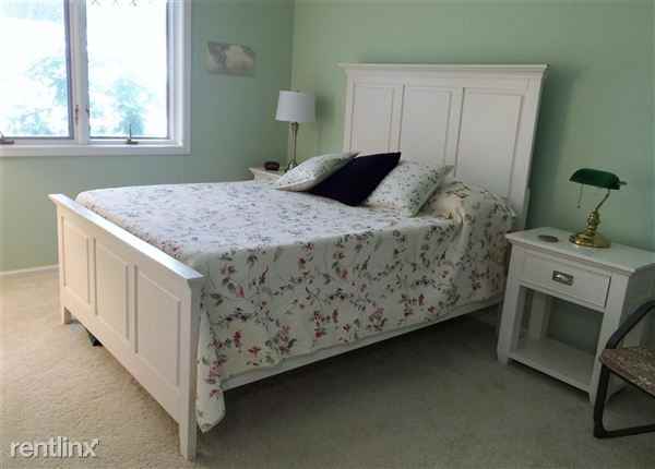 4730 Maranatha Dr - Photo 3 of 10