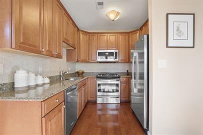 5080 English Ter #1 - Photo 2 of 45