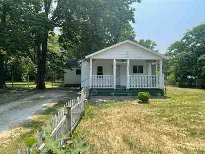 7625 W William St - Photo 3 of 21