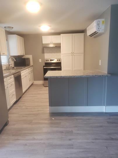 510 Glen Cove St #4 - Photo 2 of 8