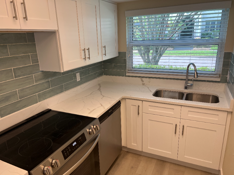 501 S Oregon Ave #C - Photo 3 of 18