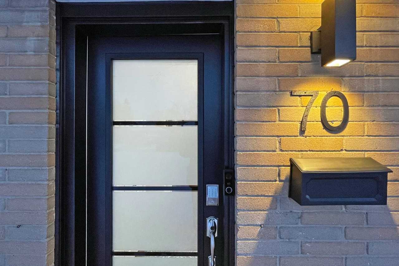 70 Bedford Park Avenue - Photo 5 of 27