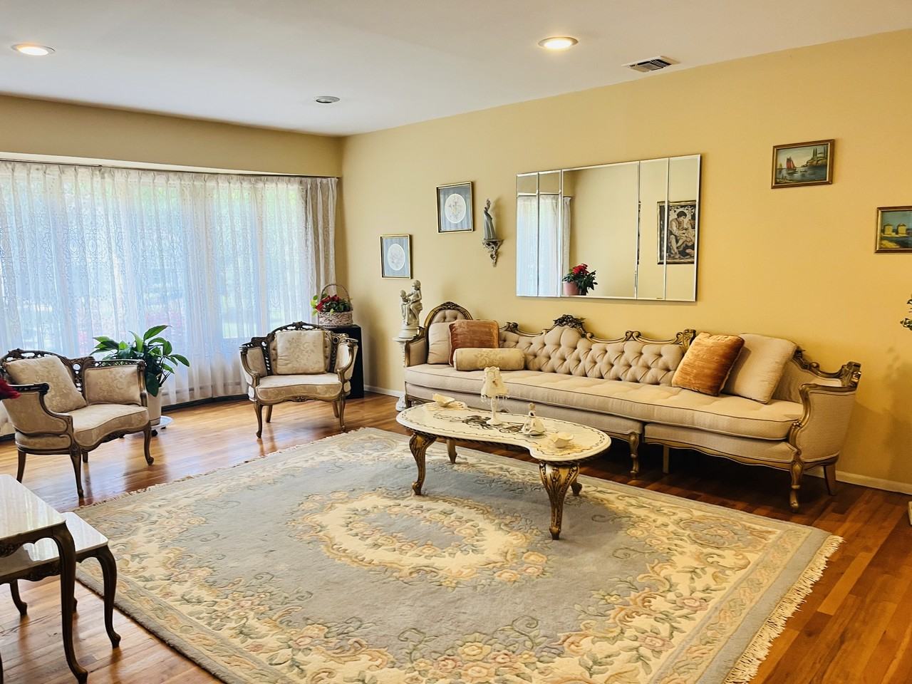 17 Threepence Dr #NA - Photo 2 of 6