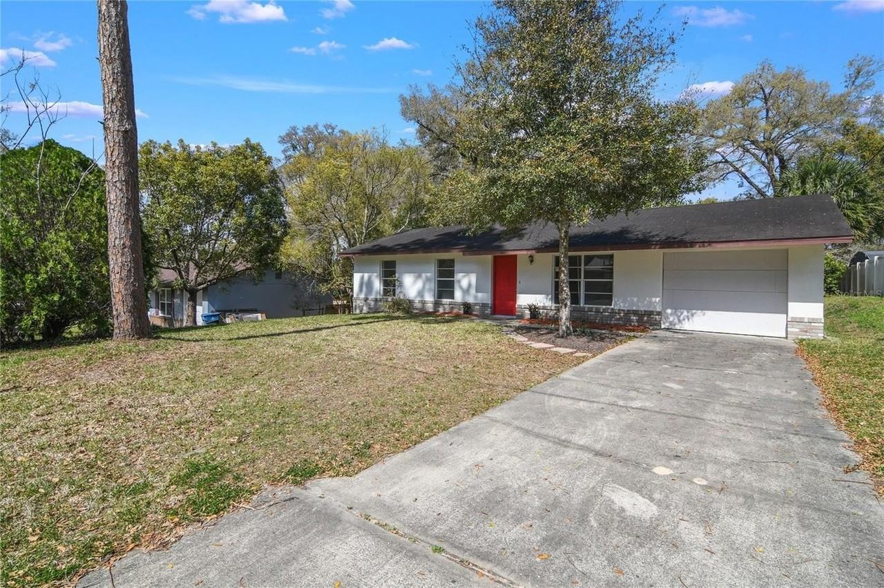 145 W Fern Dr #NA - Photo 2 of 21