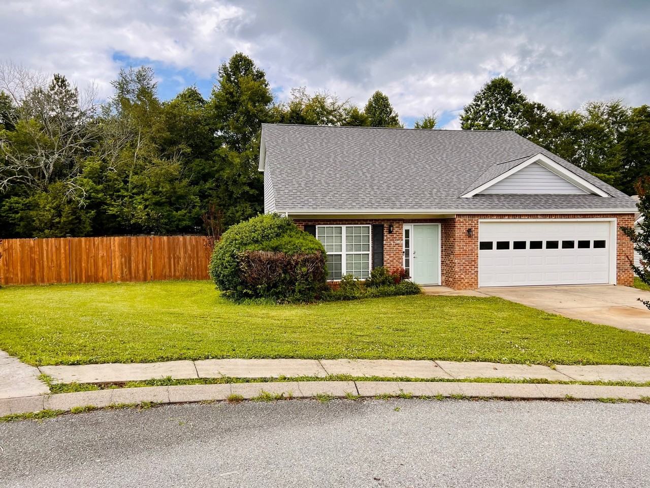 128 Meadowland Dr #NA - Photo 2 of 17