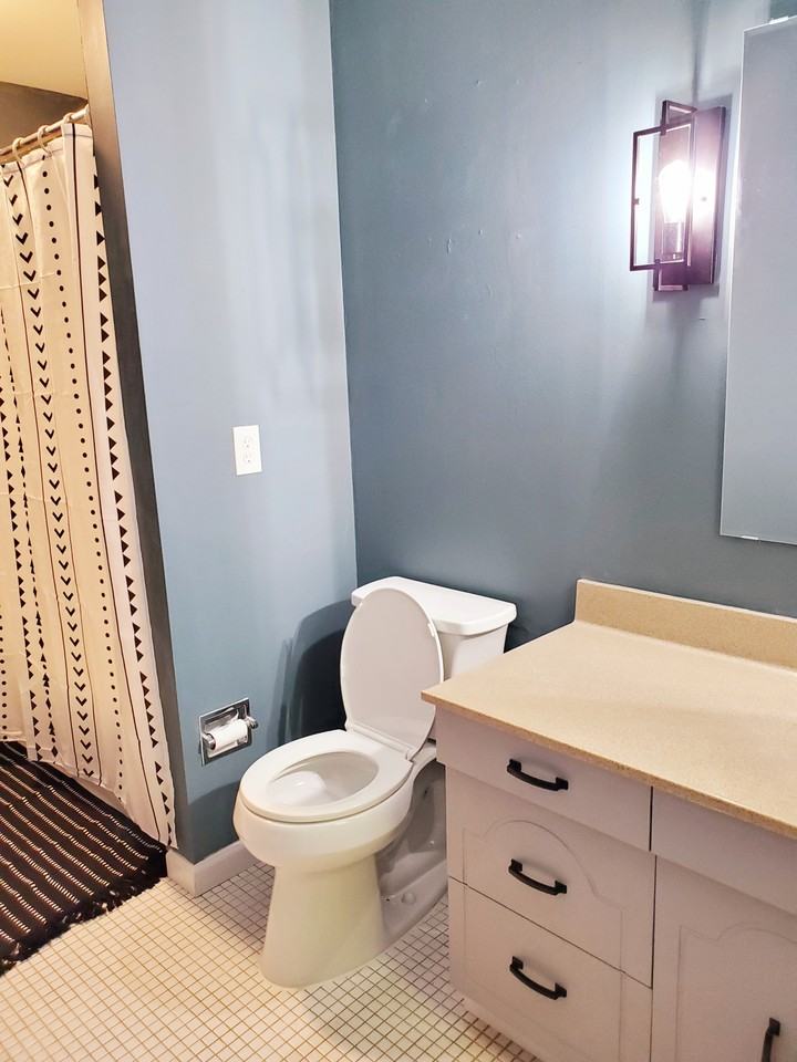 1212 Oriole Ct #NA - Photo 2 of 11