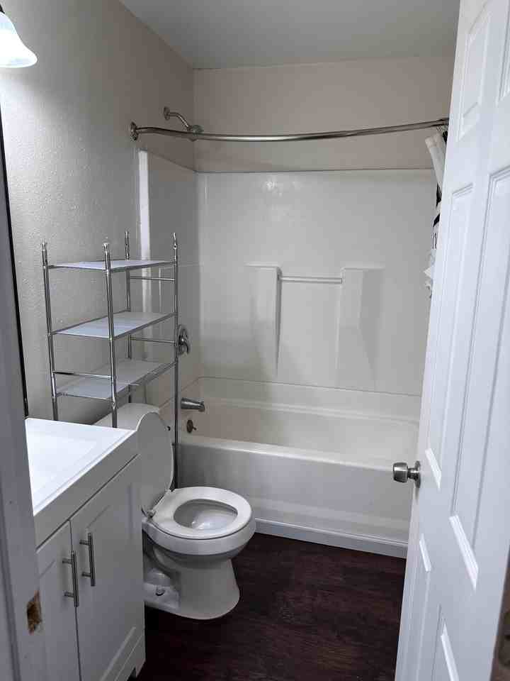 101 W 1st St #NA - Photo 3 of 6
