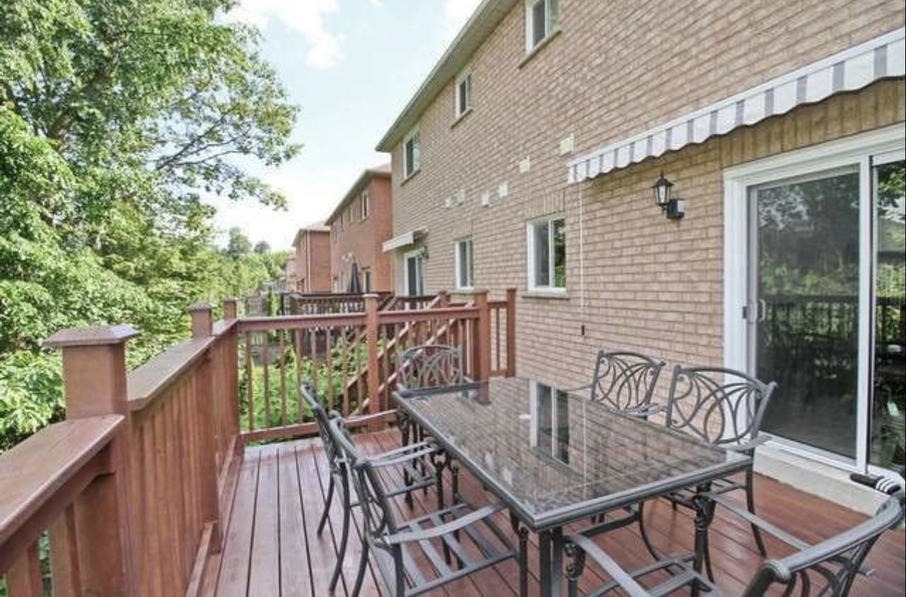 117 English Oak Drive - Photo 2 of 11