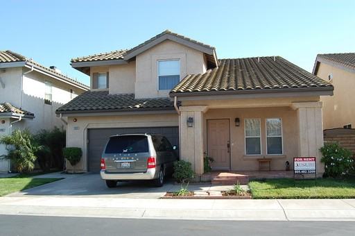 1432 Crespi Dr - Photo 2 of 34