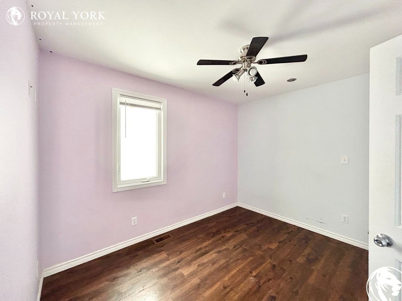 1099 Felix Ave - Photo 3 of 37