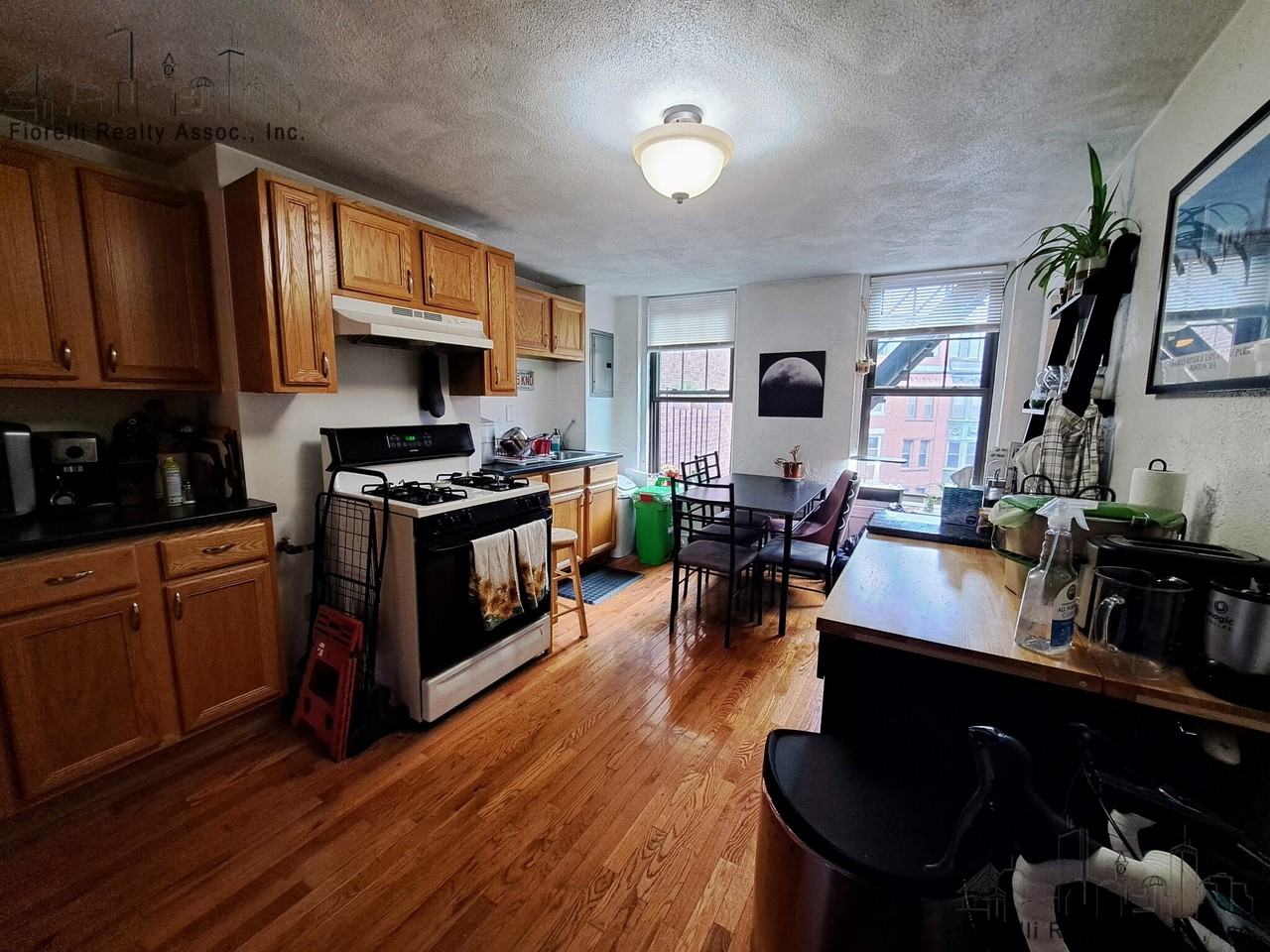 Endicott St. & Thacher St. #4 - Photo 4 of 9