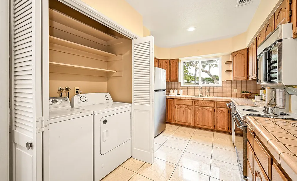 3655 Conquista Ave #NA - Photo 3 of 6