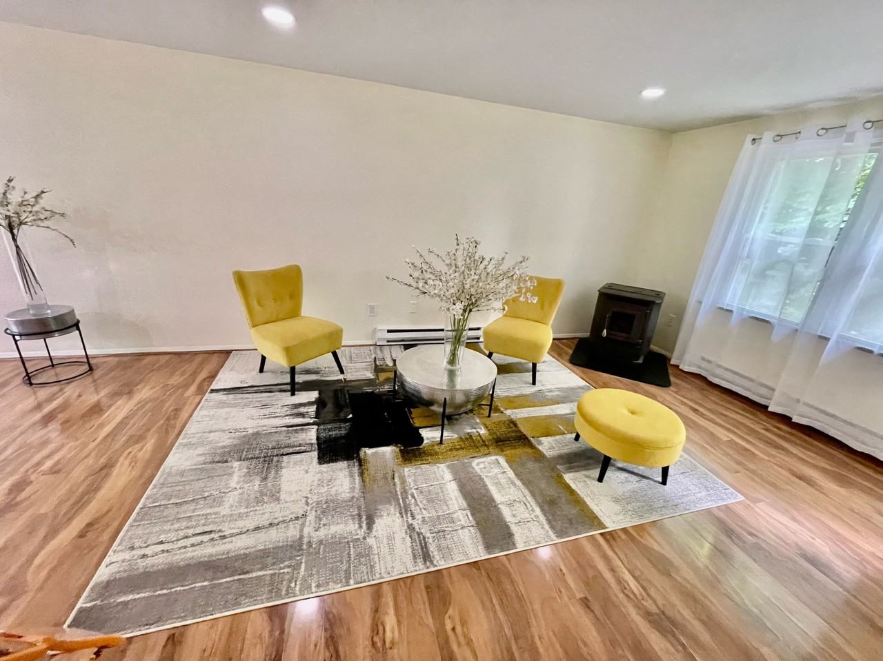 165 Alice St #2 - Photo 3 of 20