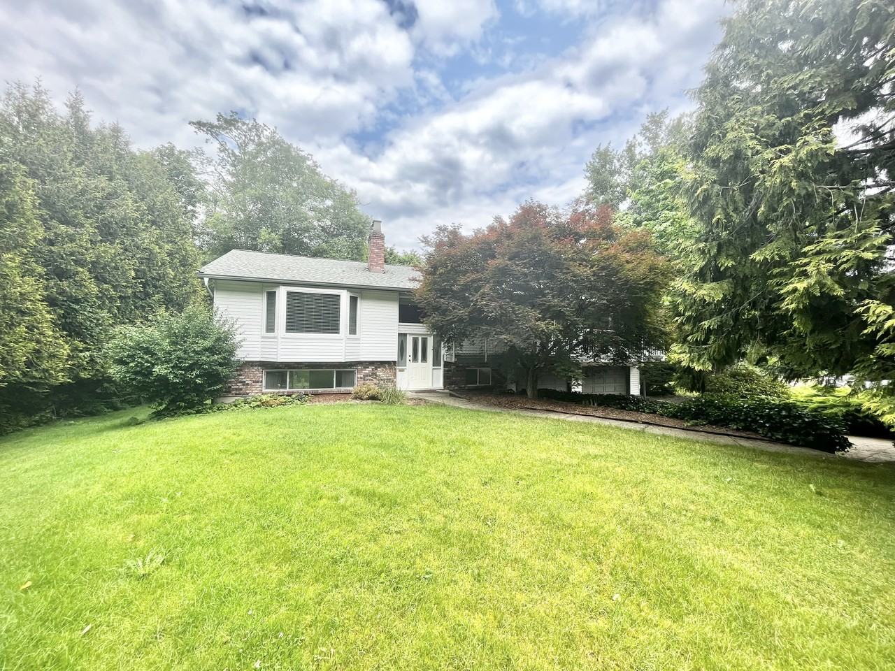 19745 83 Avenue - Photo 2 of 31