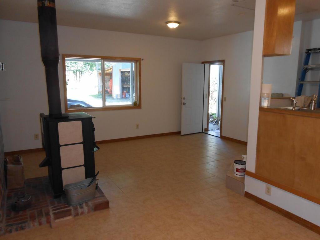 Totem Pole Rd - Photo 5 of 19