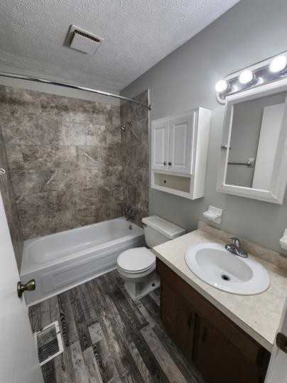 100 Grant Dr - Photo 3 of 40