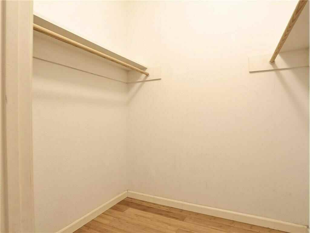 210 W 38th St #10 - Photo 6 of 9