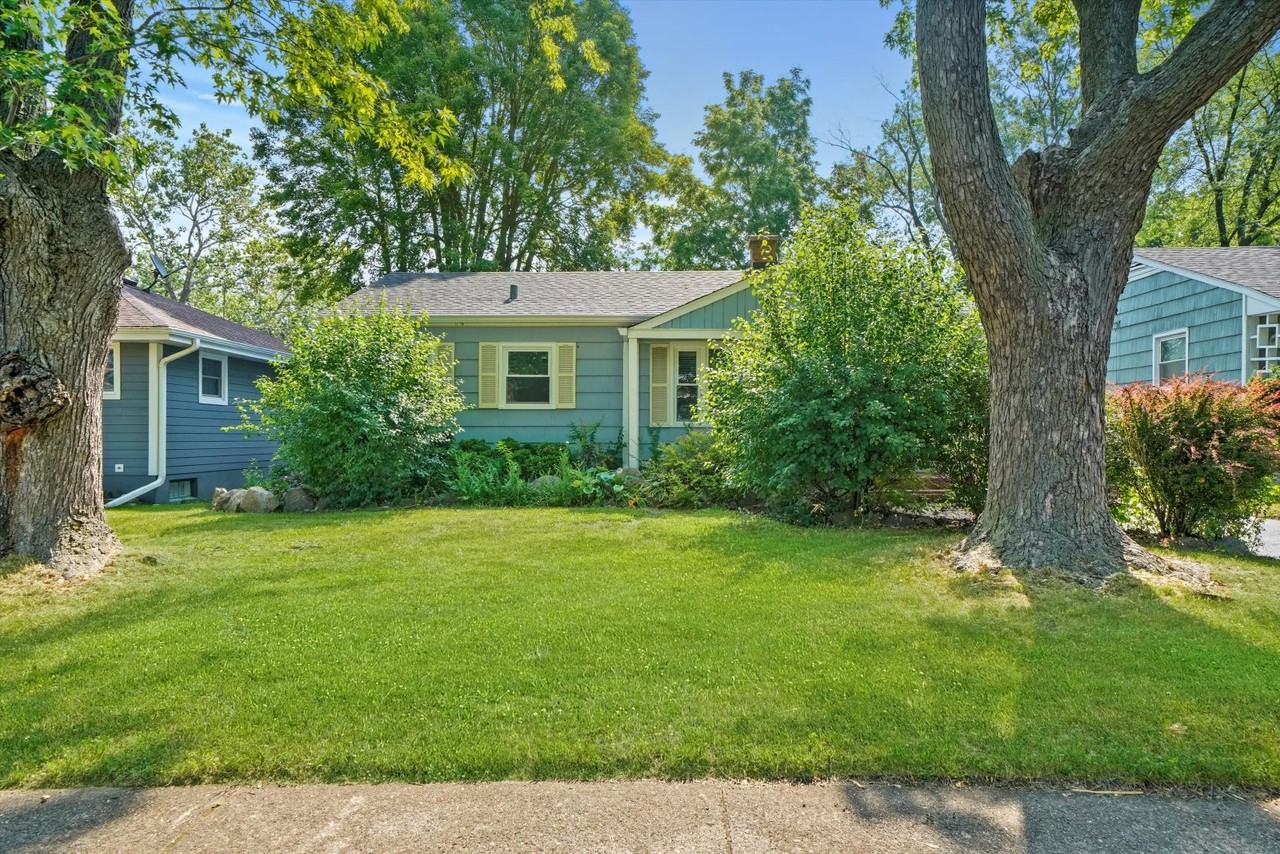 21 S Archer Ave - Photo 2 of 28