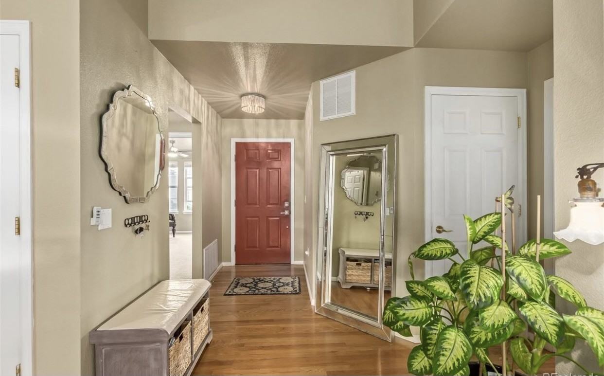 7693 S Biloxi Way #NA - Photo 3 of 18