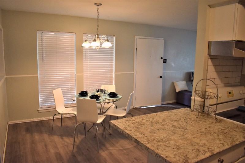 1300 Milam Way - Photo 3 of 18