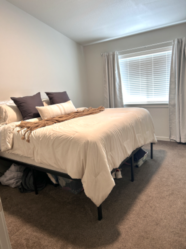 1141 E St - Photo 2 of 6