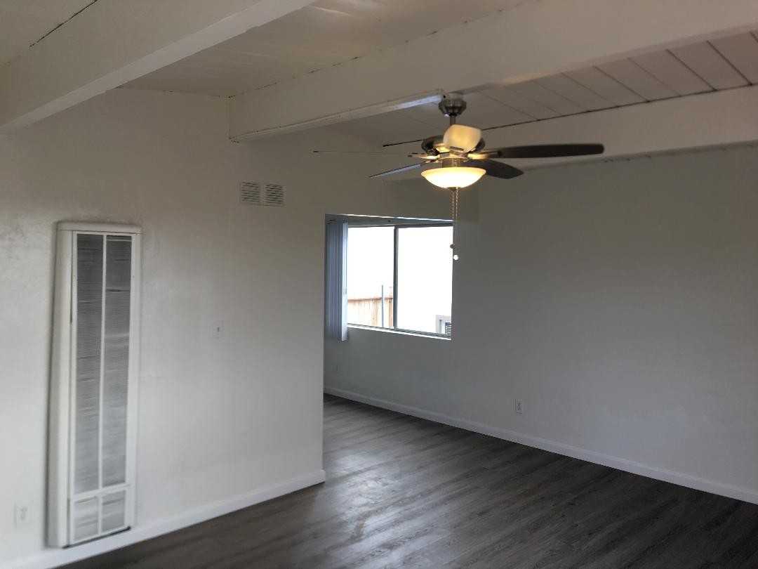 4432 Maple St #4432 - Photo 6 of 16