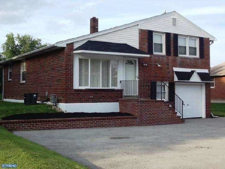 405 W Germantown Pike - Photo 2 of 9