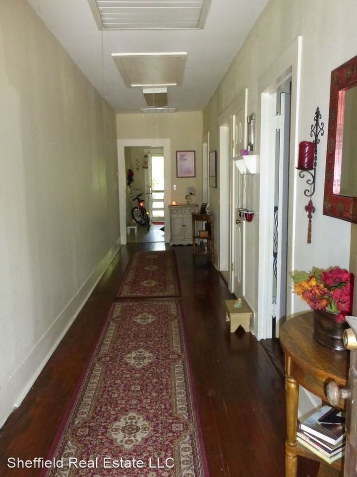 511 Hearn St - Photo 2 of 12